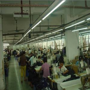 匠心織造，品質鑄就——走進興城市城海天服裝加工廠